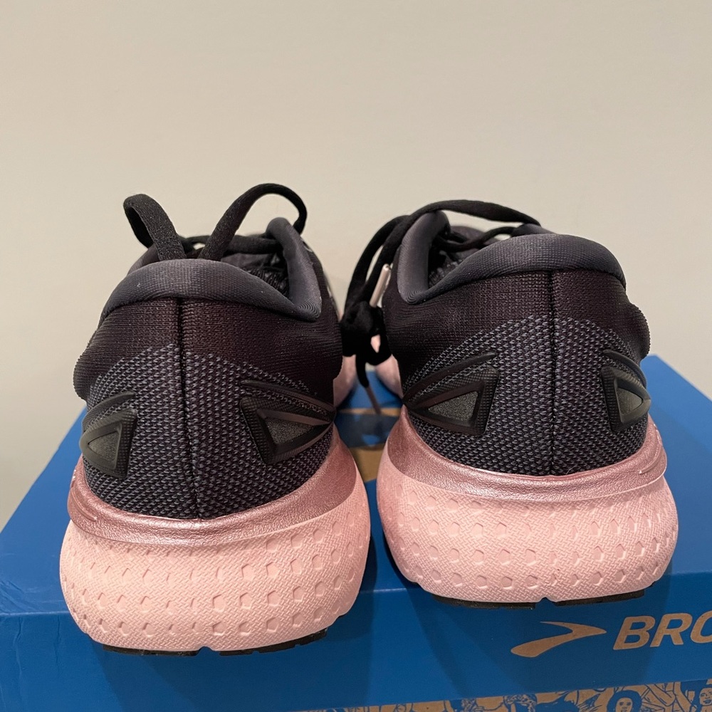 NIB Brooks Glycerin 13 Running Shoes Black/Pink - Picture 4 of 5
